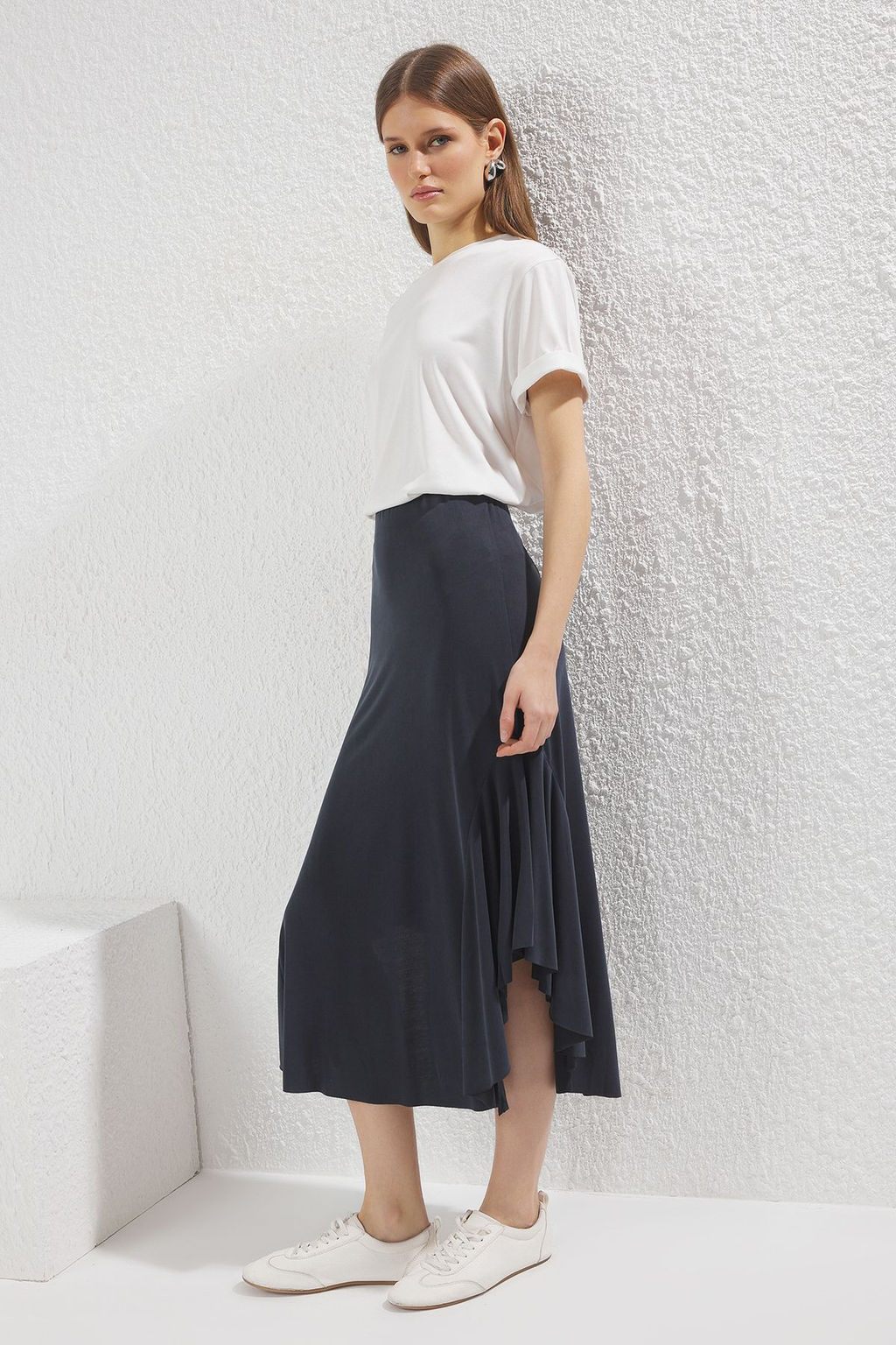 TRENDYOLMILLA Antrasit More Sustaniable Modal Icerikli Asimetrik F?rf?rl? Orme Etek TWOSS25ET00113  фото 2