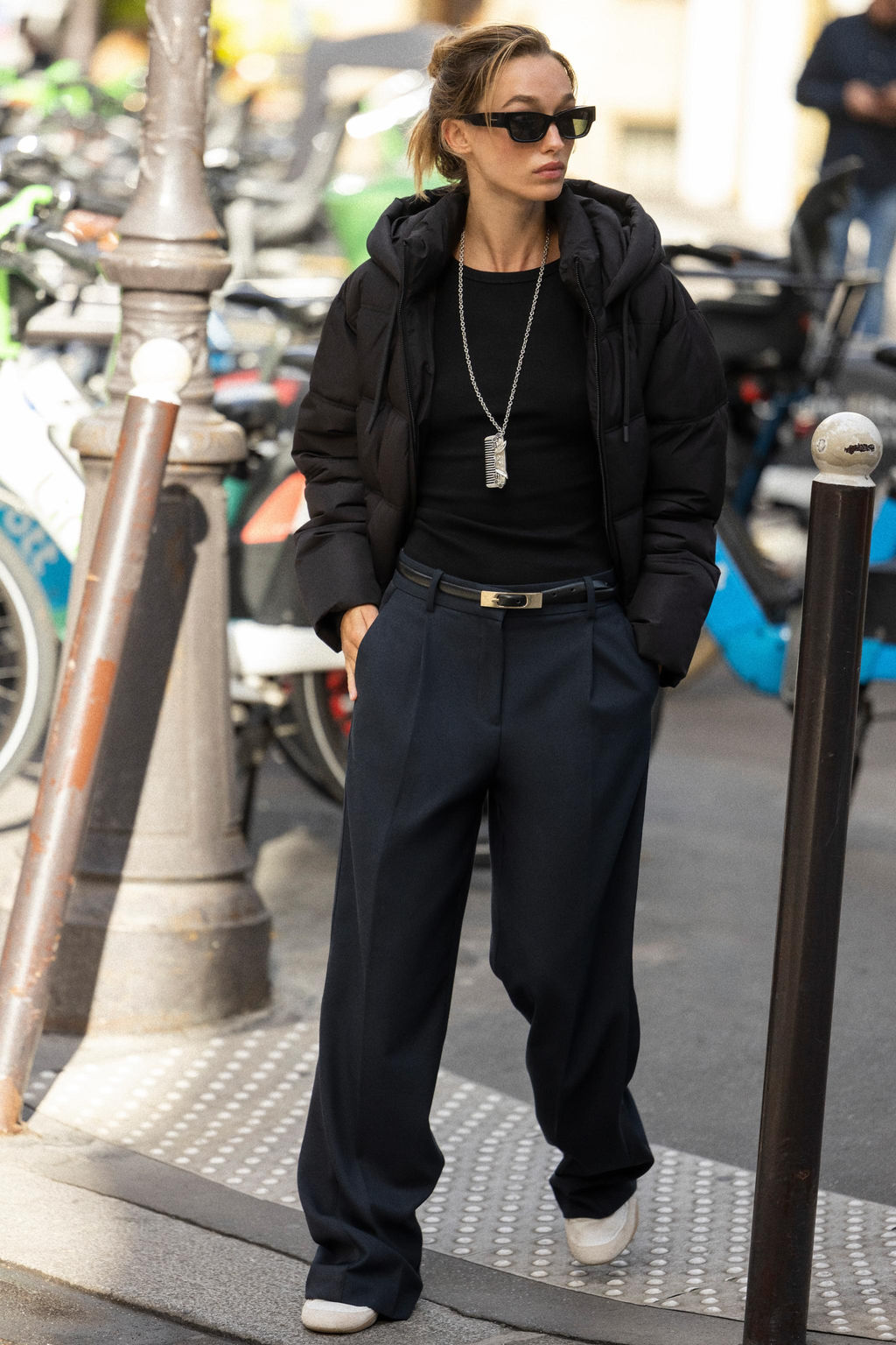 SHORT WATER-REPELLENT AND WINDPROOF HOODED ANORAK - Zara фото 2