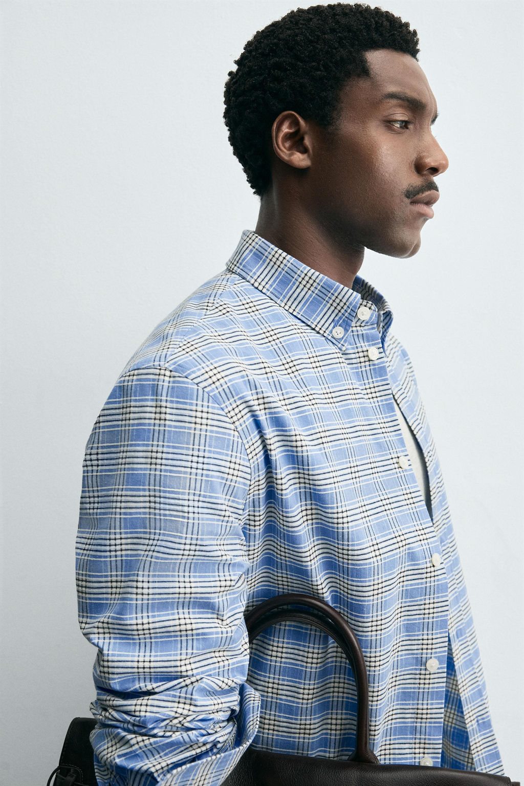 CHECK BUTTON-DOWN COLLAR SHIRT - Zara фото 6