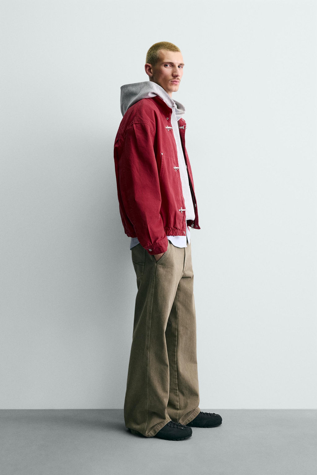 CAZADORA CROPPED FIT ALAMARES / Rojo - Zara фото 4