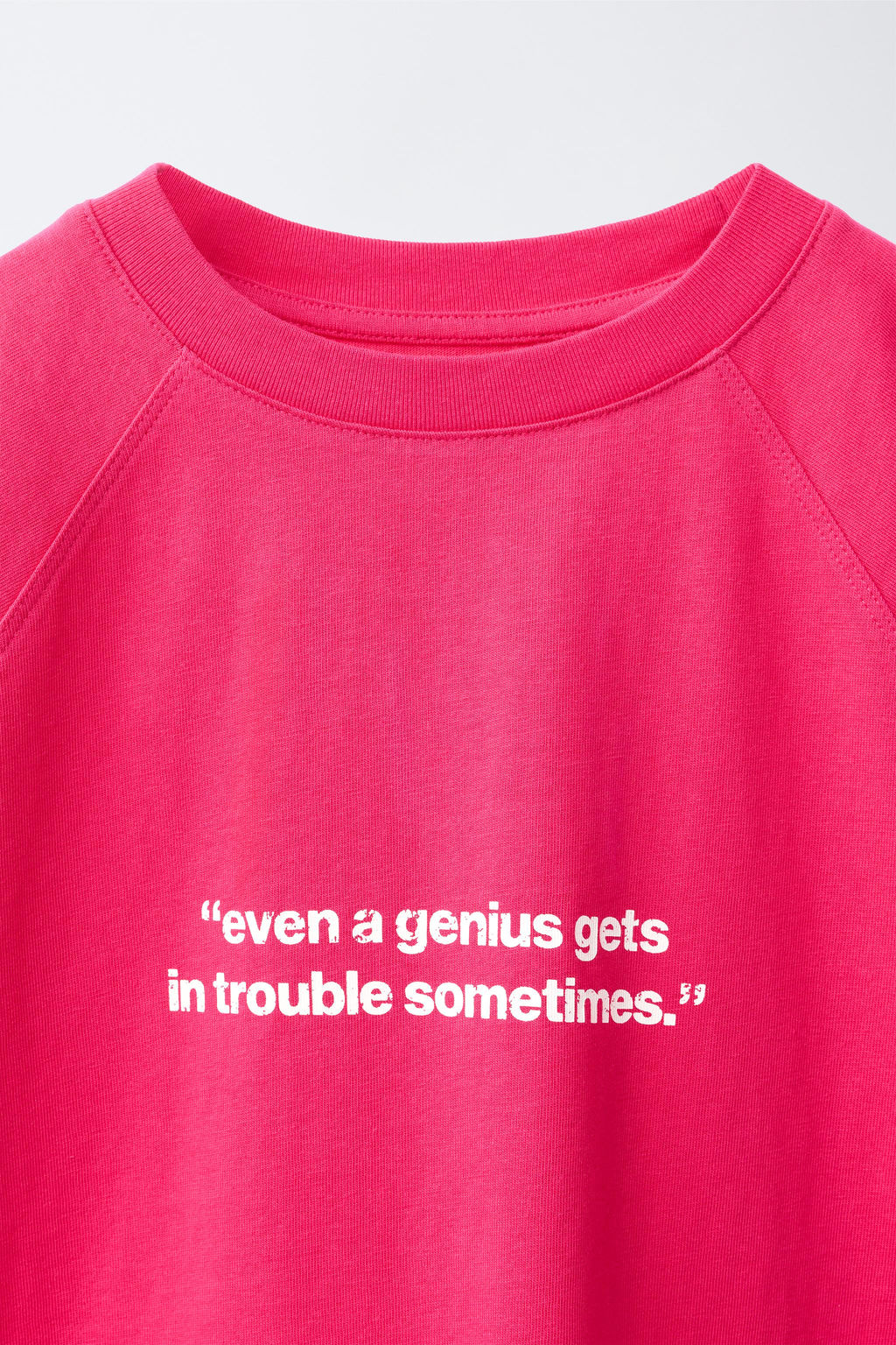 CAMISETA ESTAMPADO TEXTO / Fucsia