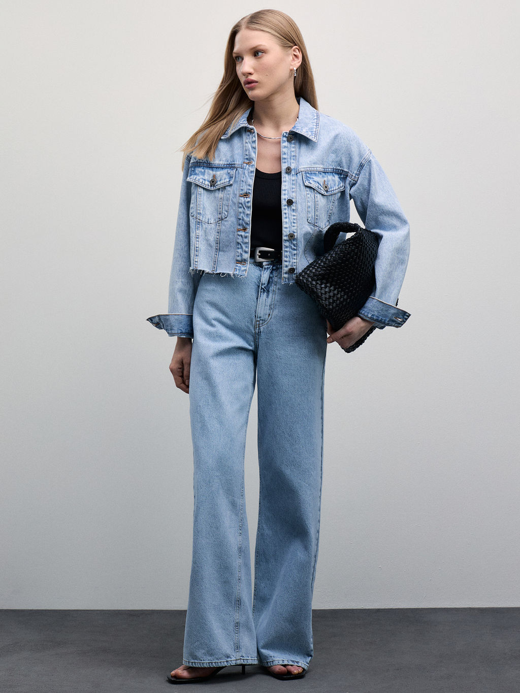 Джинсовая куртка на пуговицах / Zarina  фото 2