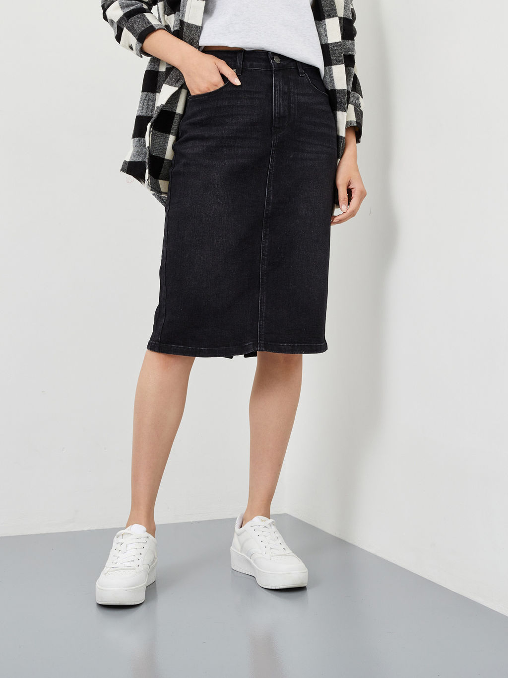 Женская джинсовая юбка