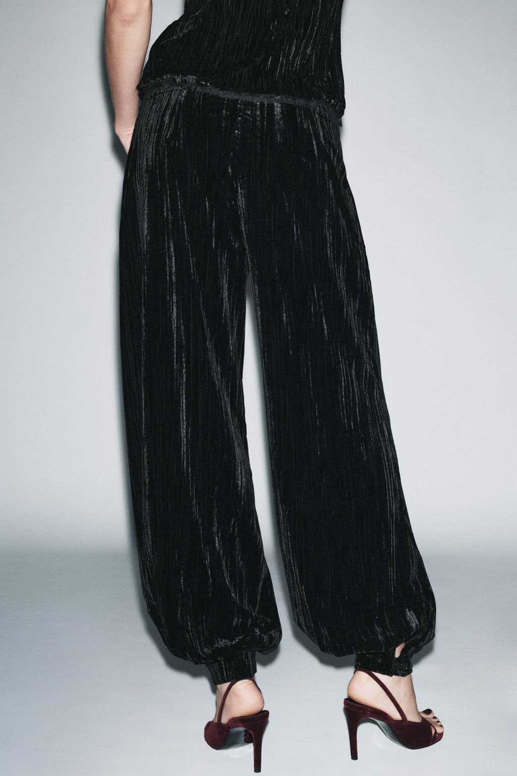 ZW COLLECTION VELVET BALLOON TROUSERS - Zara фото 2