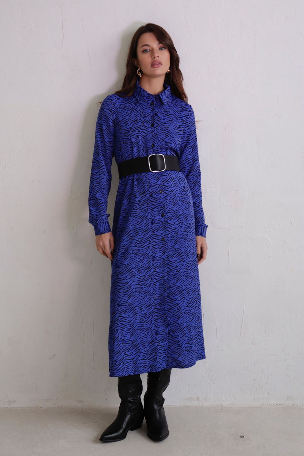 10944 Платье-рубашка удлинённое сапфир - Martichelli фото 15