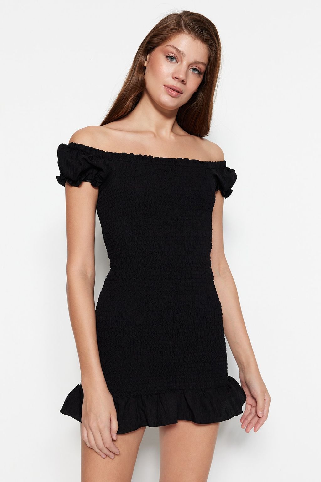 TRENDYOLMILLA Siyah Vucuda Oturan Gipeli Mini Dokuma Elbise TWOSS23EL00892  фото 3
