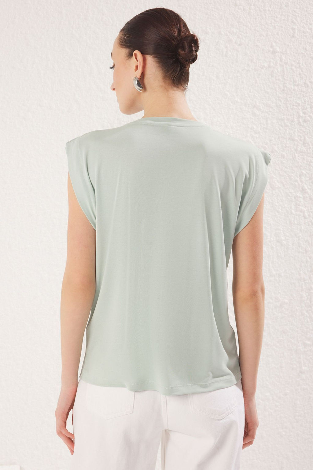 TRENDYOLMILLA Antrasit Modal Icerikli Ay Kol Regular/Normal Kesim Bisiklet Yaka Orme T-Shirt TWOSS25TS00001  фото 9