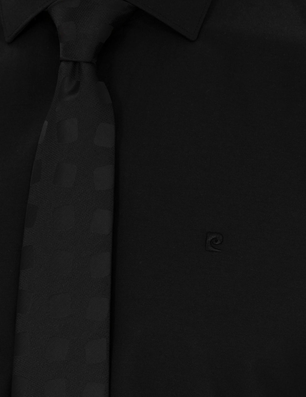 Рубашка Pierre Cardin Slim Fit черная длинный рукав