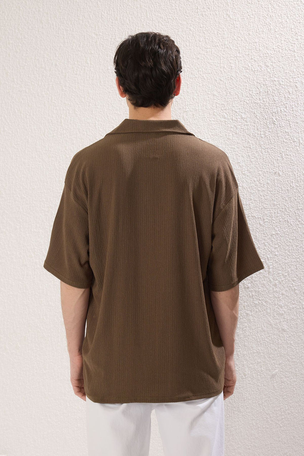 TRENDYOL MAN Haki Oversize/Genis Kesim Burumcuk Dokulu Premium Kalite Polo Yaka T-shirt TMNSS25PO00018 - Trendyolmilla фото 4