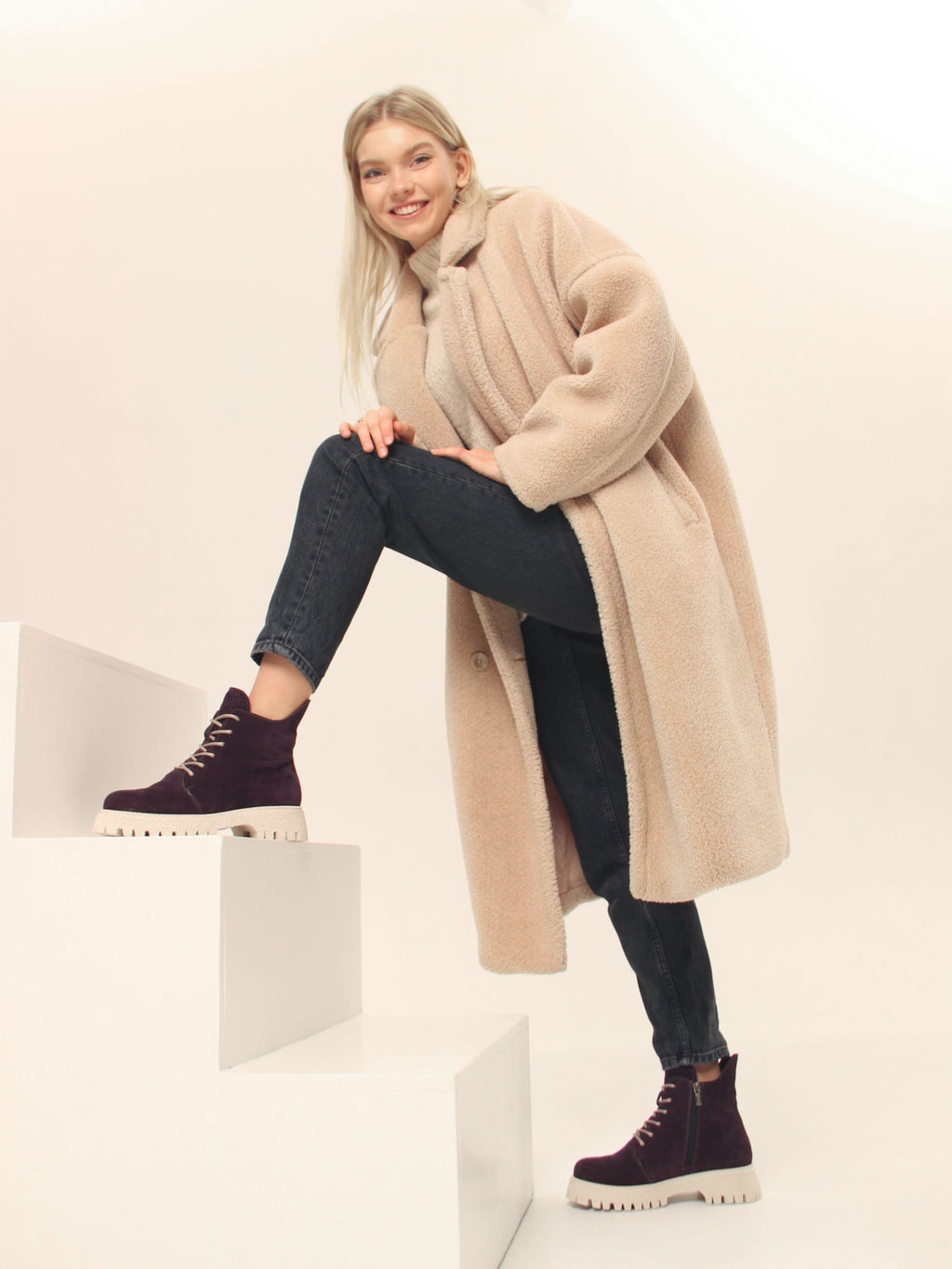 Ботинки 228.V.1541be.Сливовая замша/байка