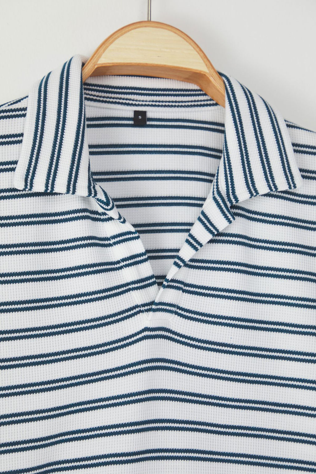 TRENDYOL MAN Limited Edition Ekru-Mavi Cizgili Oversize/Genis Kesim Polo Yaka T-shirt TMNSS25PO00004 - Trendyolmilla фото 4