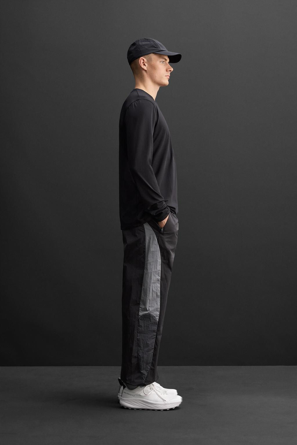 BASIC TRAINING LONG SLEEVE T-SHIRT - Zara фото 13
