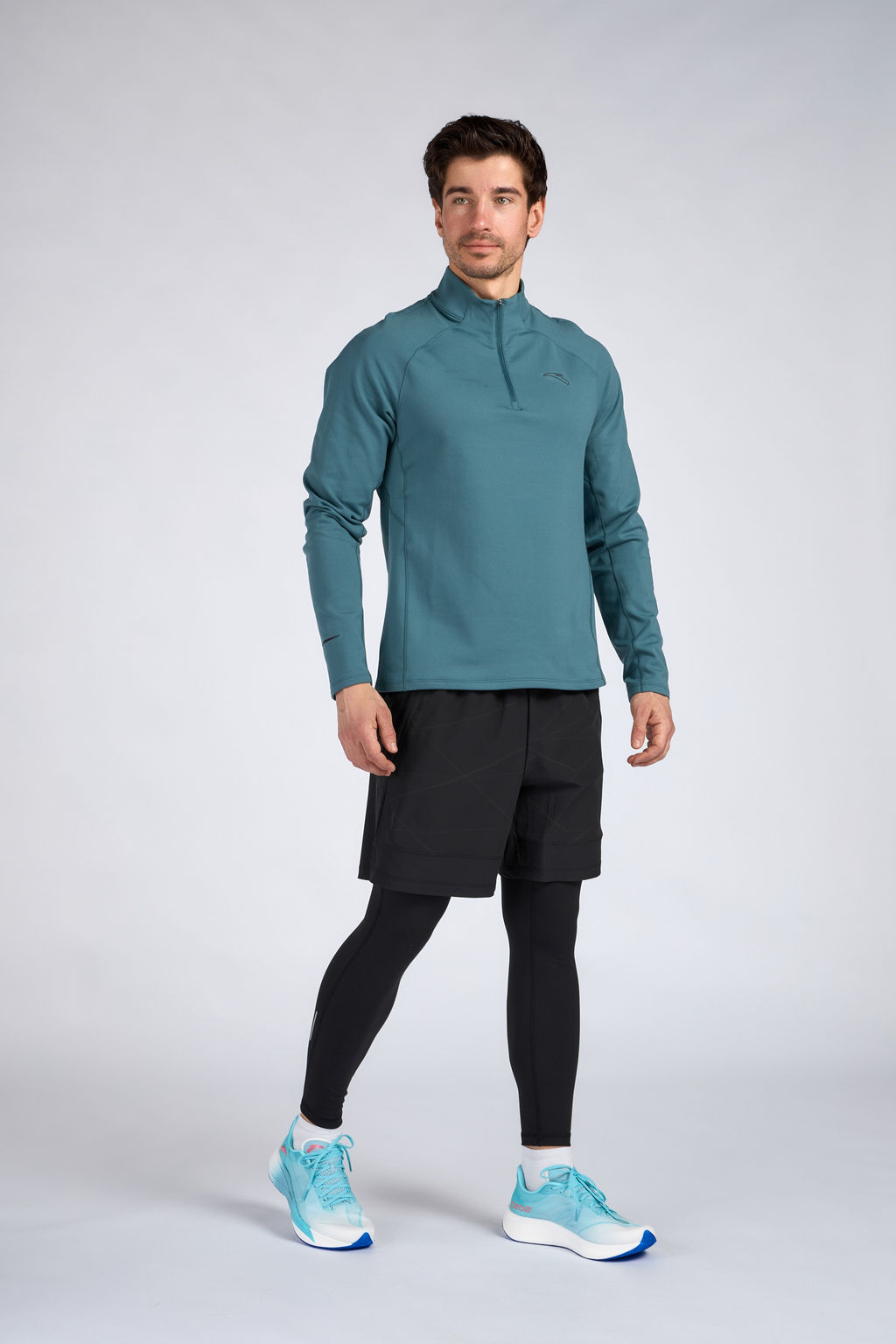 Лонгслив Зеленый