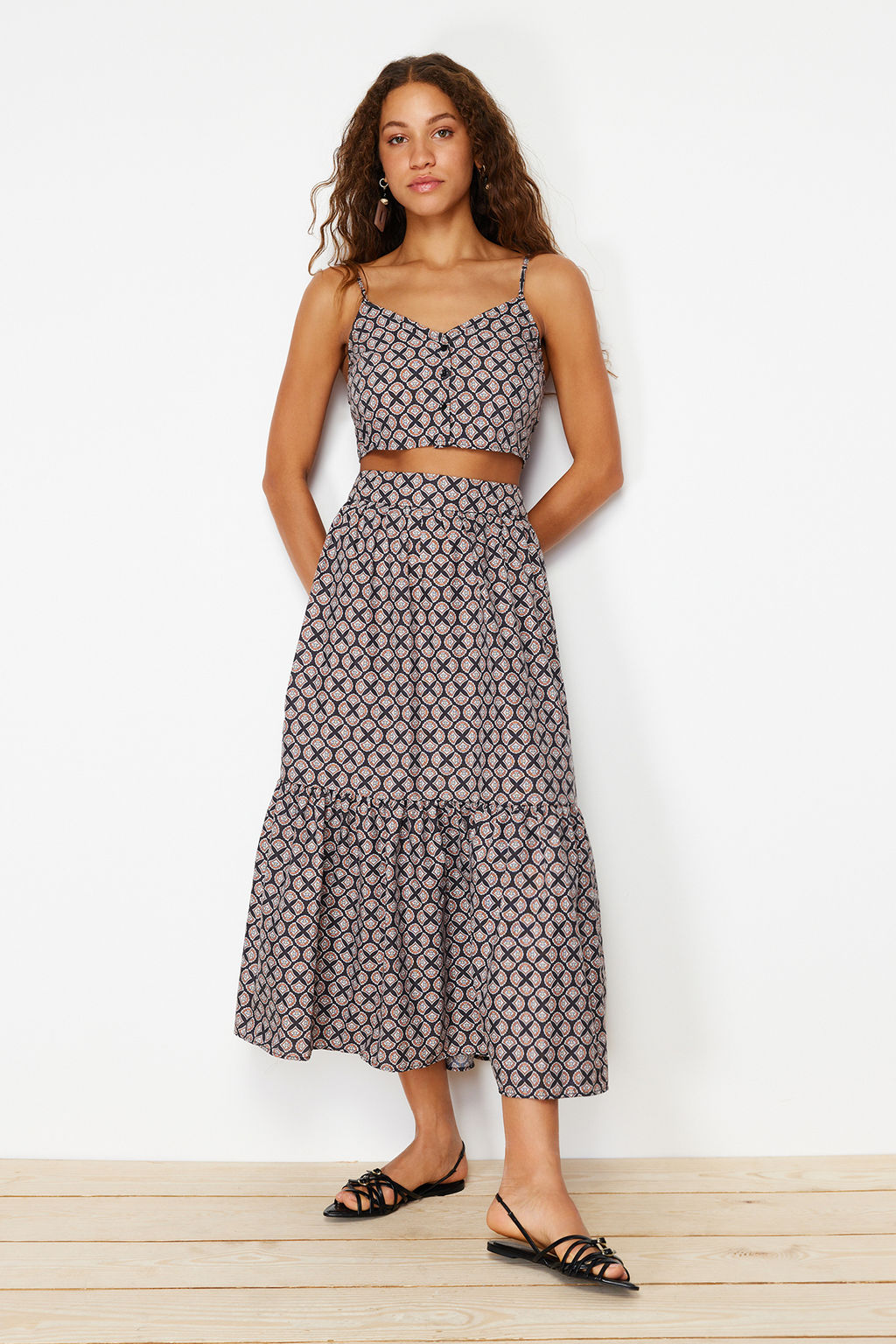 TRENDYOLMILLA Cok Renkli Desenli Klos Maxi Boy Dokuma Etek TWOSS24ET00060 фото 2