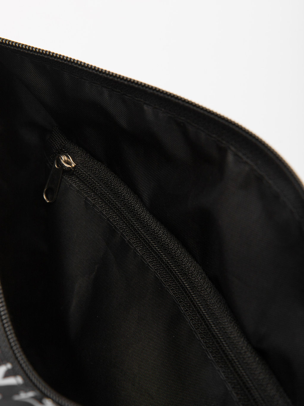 V56/1 401 216 Сумка