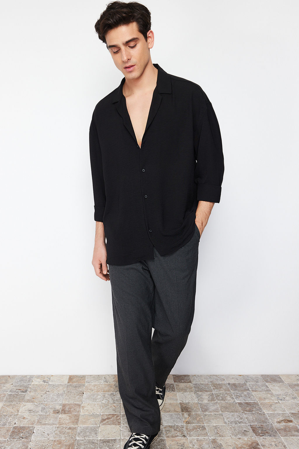 TRENDYOL MAN Beyaz Oversize Fit Apas Yaka Yazl?k Keten Gorunumlu Gomlek TMNSS23GO00053 - Trendyolmilla фото 21