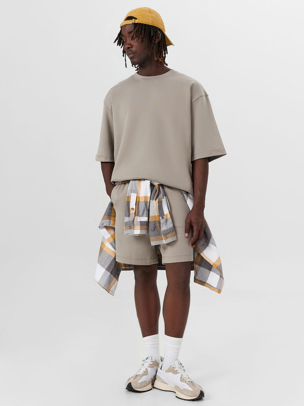 Комплект мужской бежевый: футболка и шорты - Mark formelle фото 7