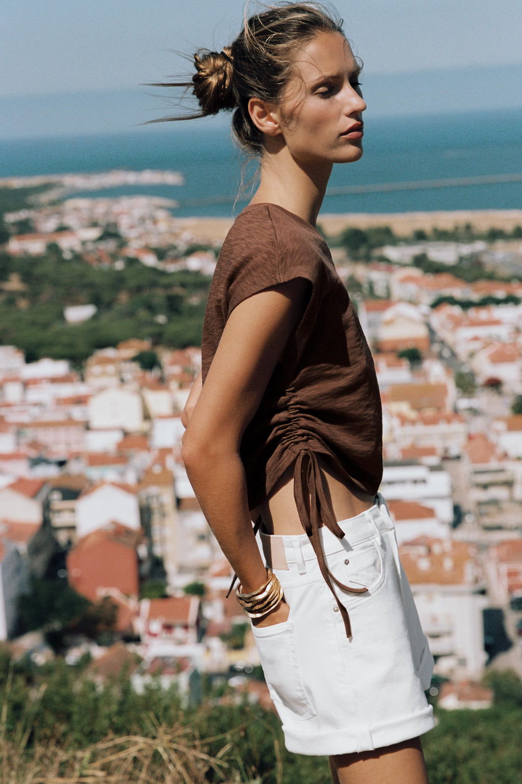 CAMISETA R?STICA FRUNCES / Marr?n - Zara фото 4