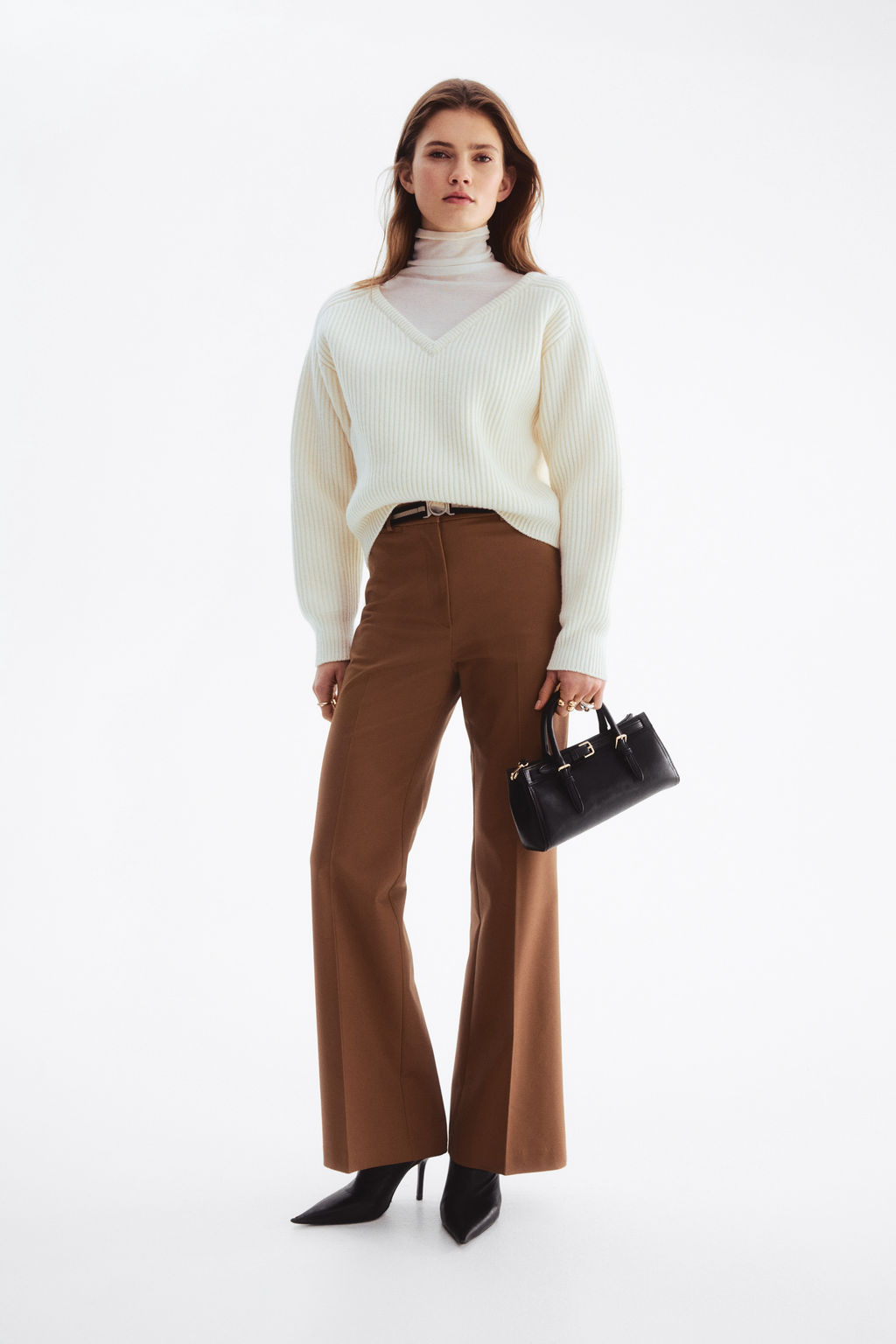 Pantal?n bootcut con cintur?n - H&m фото 2
