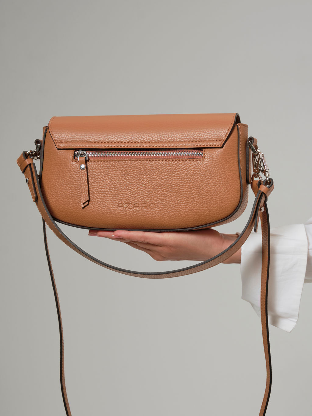 Сумка кожаная на плечо Azaro 31049 коричневый лист