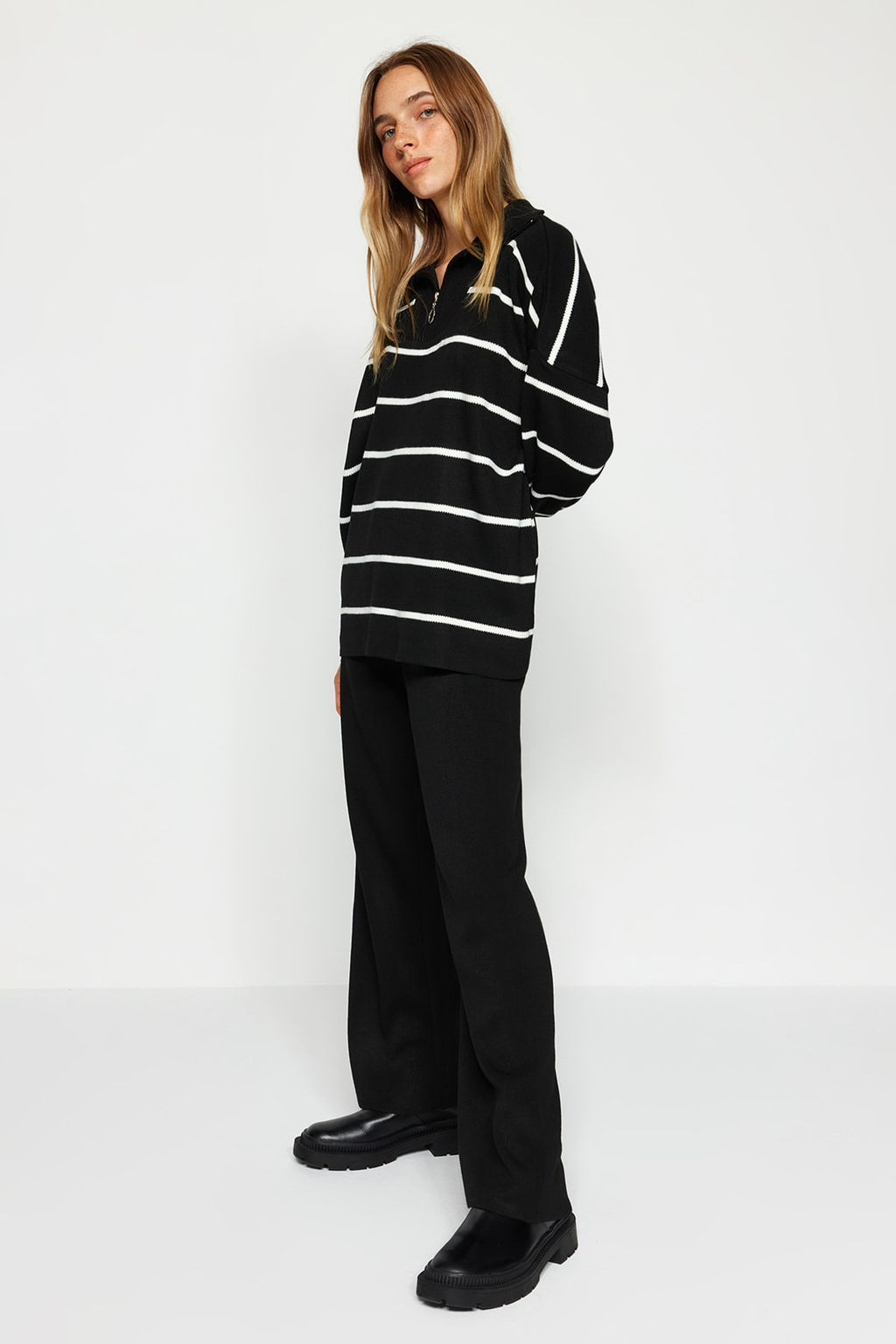 Siyah Genis Kal?p Fermuarl? Triko Alt-Ust Tak?m TWOAW24AU00025 - Trendyolmilla фото 3