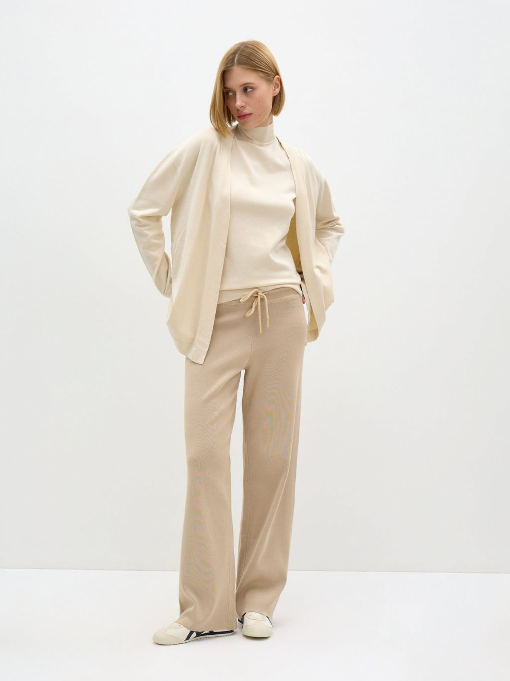 Conso/KCL 240719 - light beige Кардиган женский