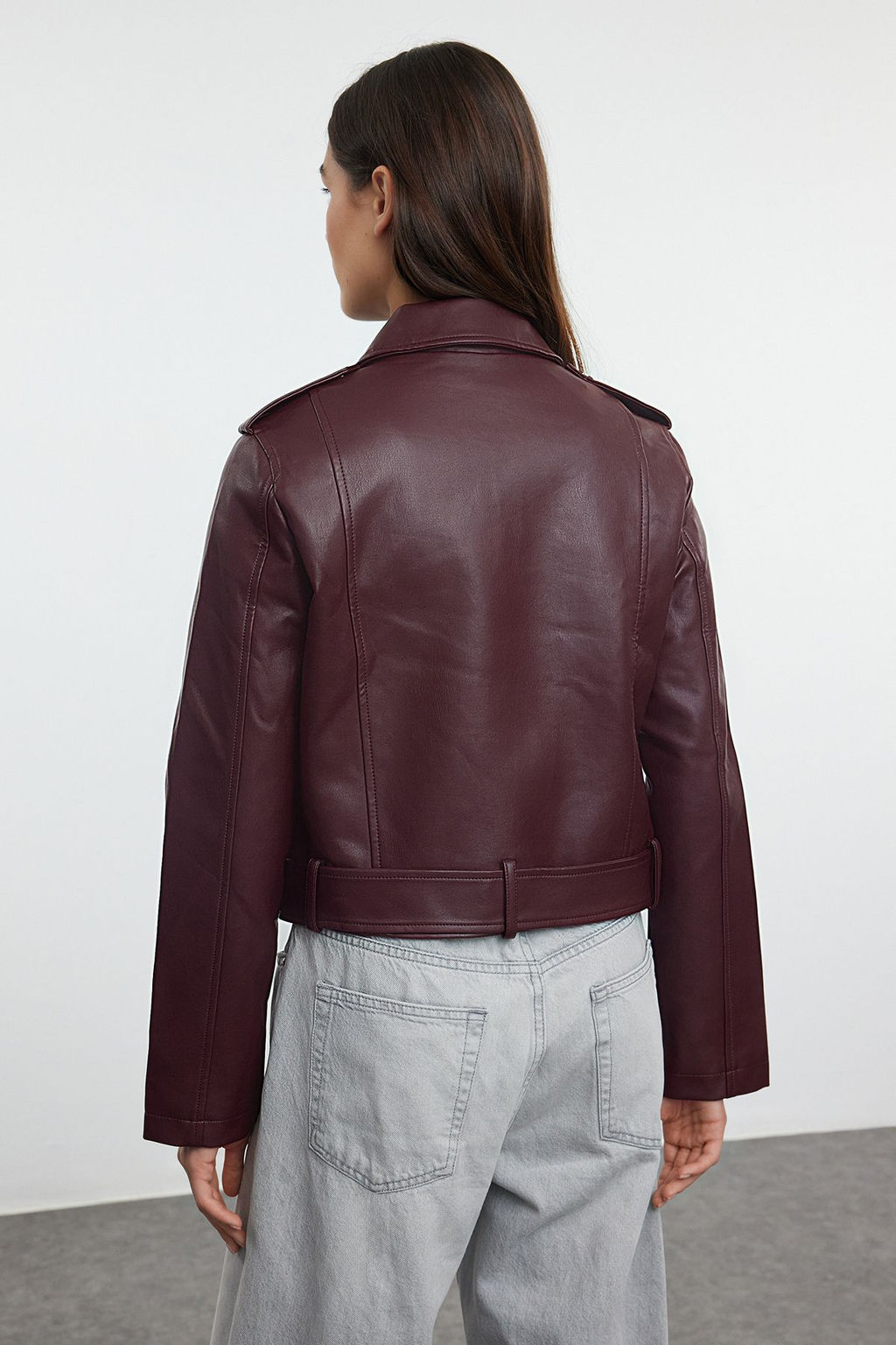 Trendyolmilla Ekru Regular Suni Deri Birker Ceket Mont TWOAW25MO00002  фото 15