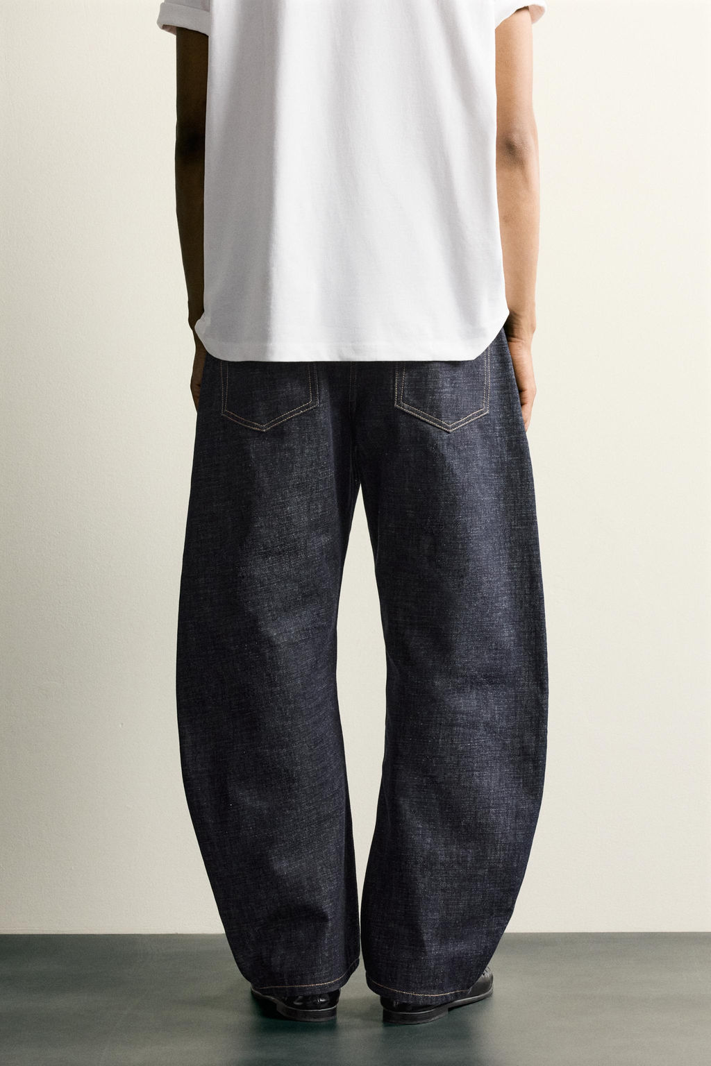 JEANS STRAIGHT BARREL FIT / ?ndigo - Zara фото 3