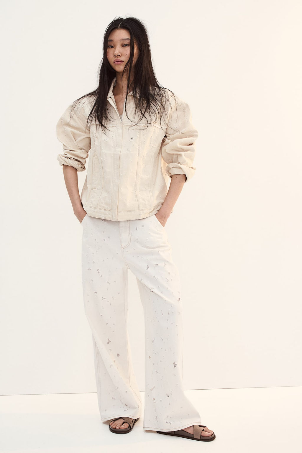 Pantalon de sarga con acabado desflecado - H&m фото 3