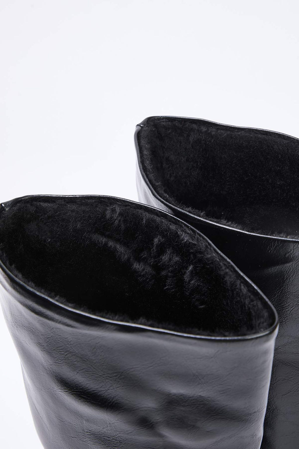 Siyah Premium Kare Burun Kad?n 5,5 cm Blok Topuklu Cizme TAKAW26CZ00042