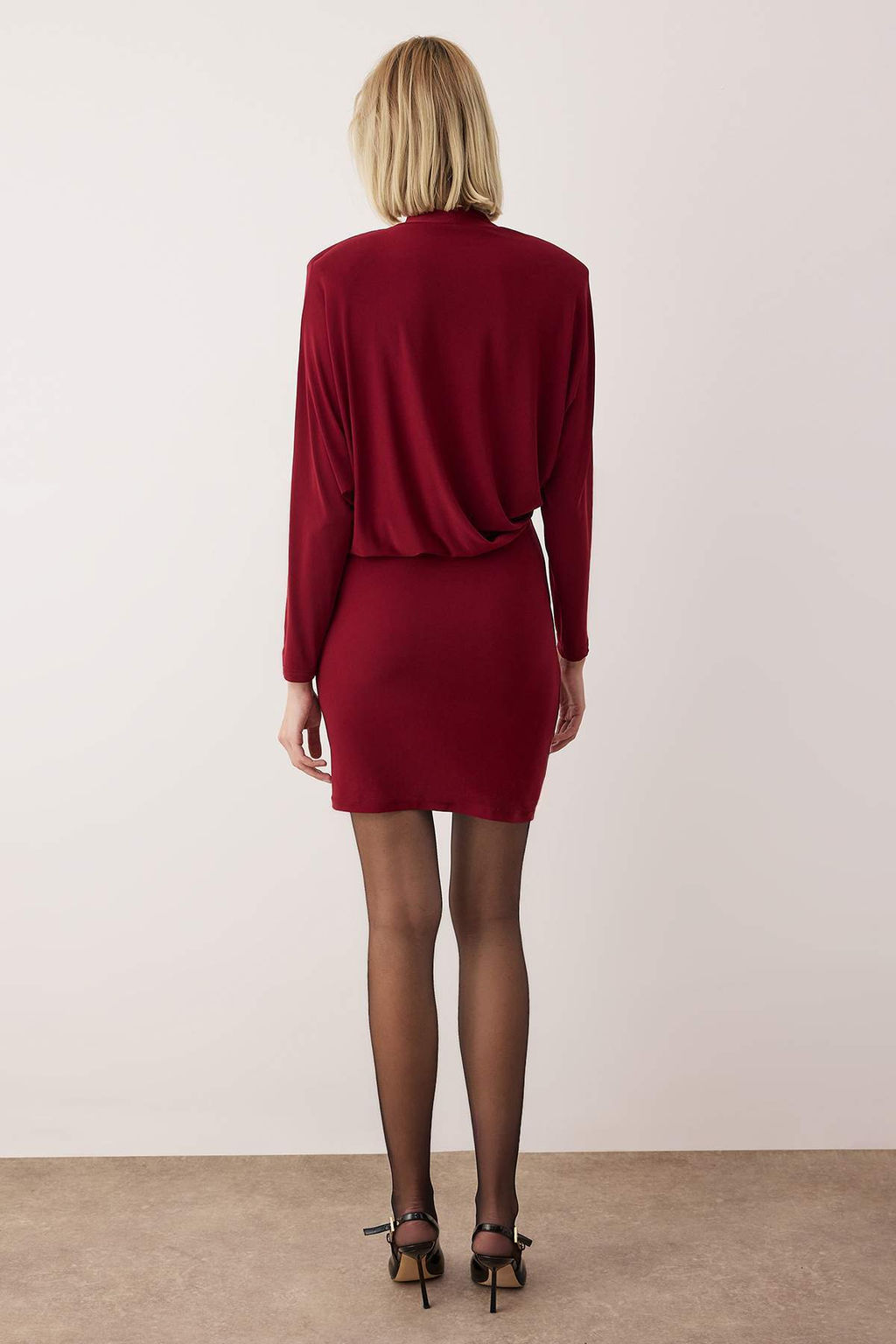 Bordo Vatkal? Orme K?sa / Mini Astars?z Elbise TPRAW26EL00126 - Trendyolmilla фото 4