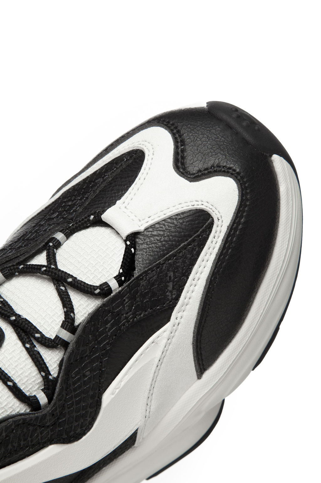 Кроссовки повседневные утепленные Черный MEOW