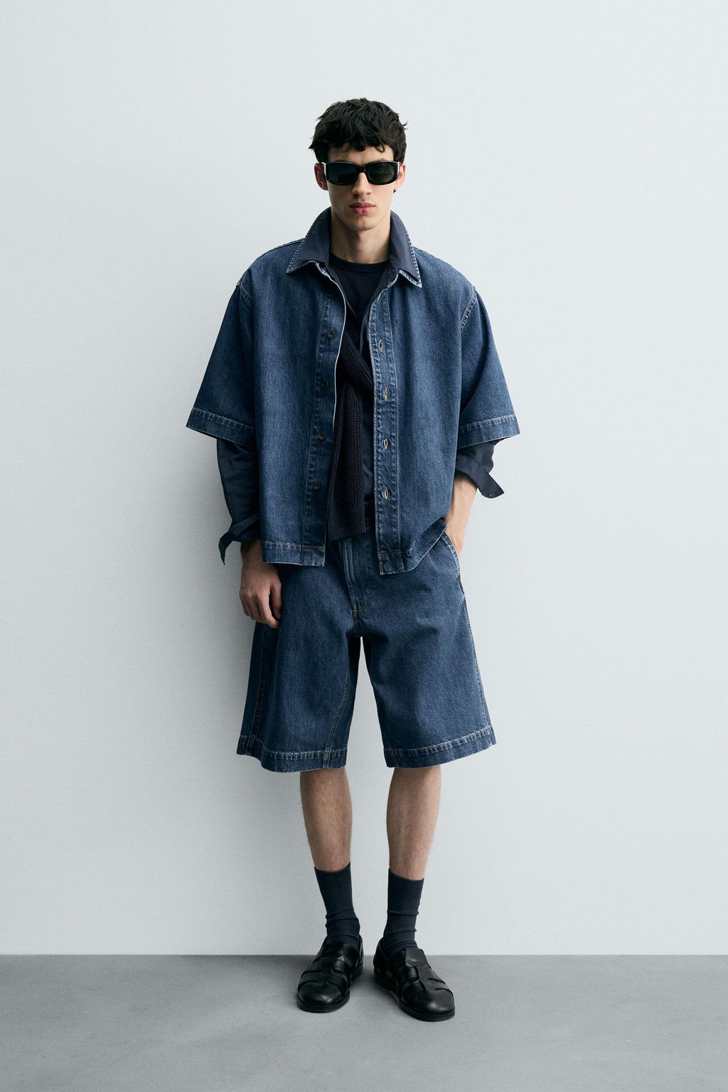 SHORT SLEEVE DENIM SHIRT