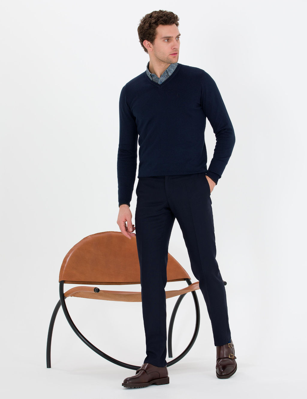 Тканевые брюки узкого кроя темно-синего цвета - Cacharel фото 3