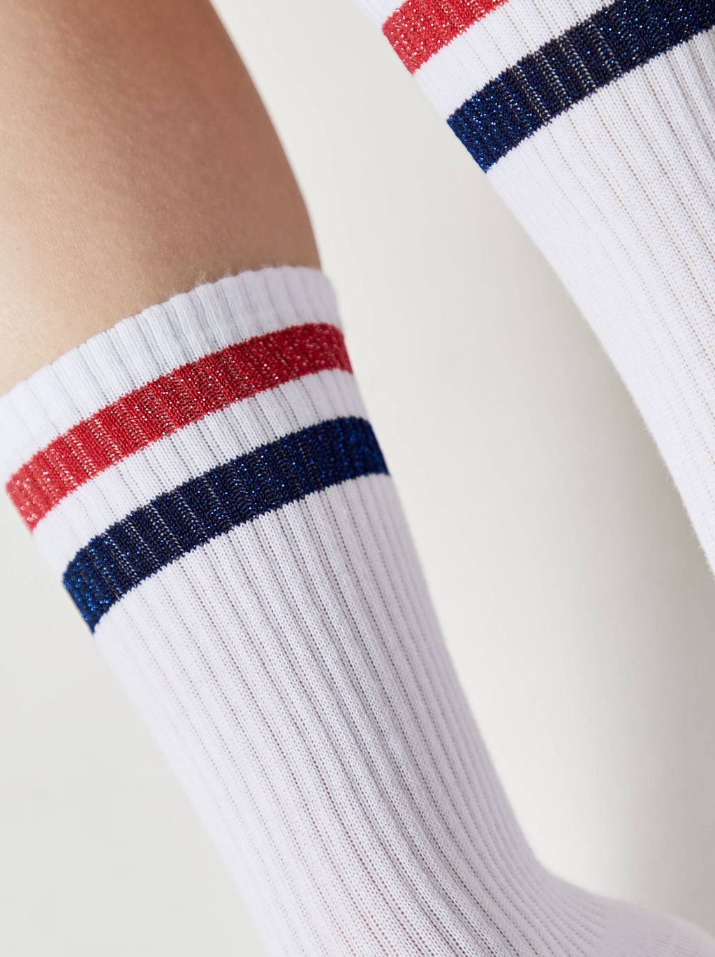 Цена за 2 пары. Носки Классические CONTE ACTIVE Хлопковые носки с яркими полосками из люрекса белый-красный - Conte elegant фото 5