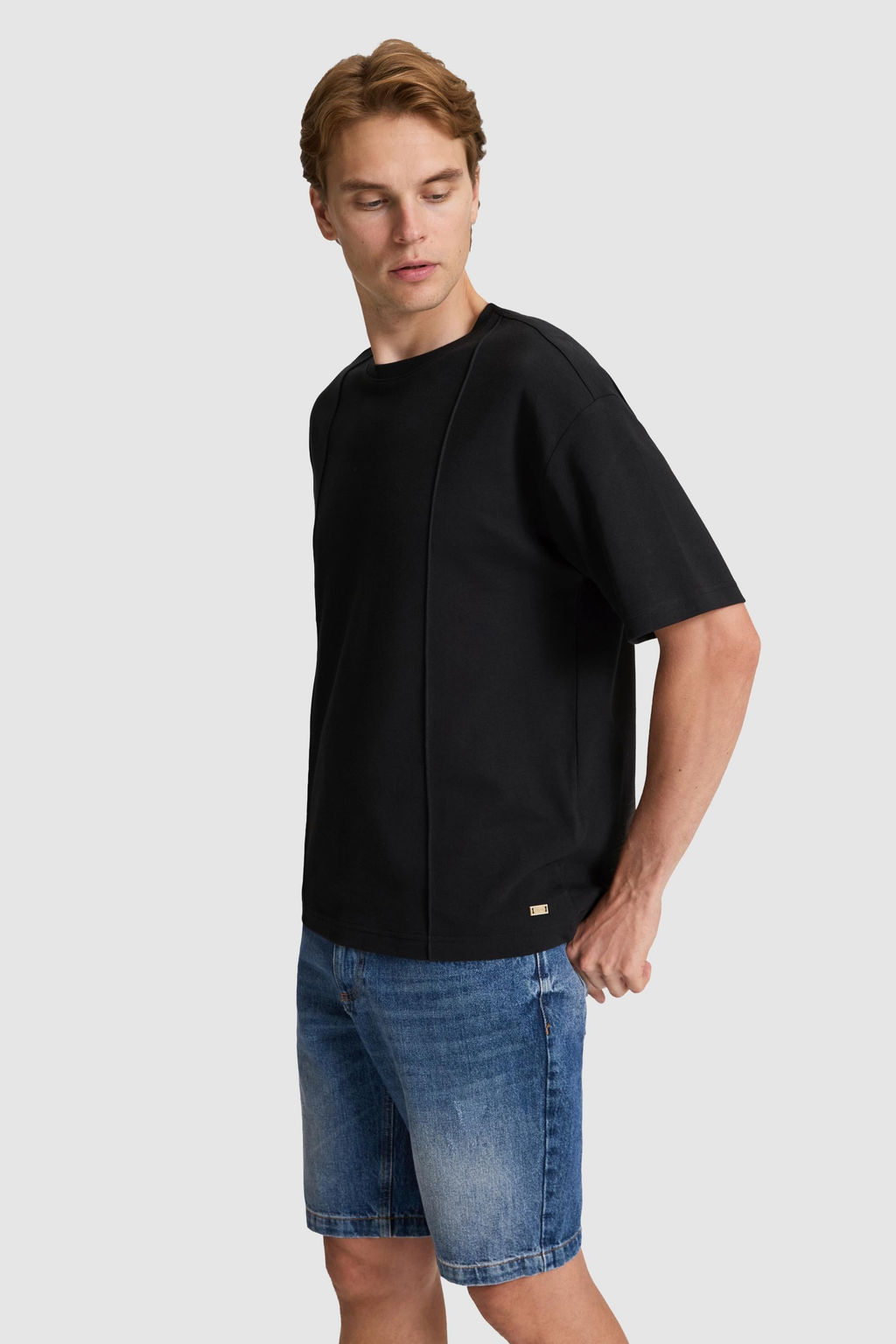 Erkek Siyah Comfort Fit Bisiklet Yaka Ti__rt