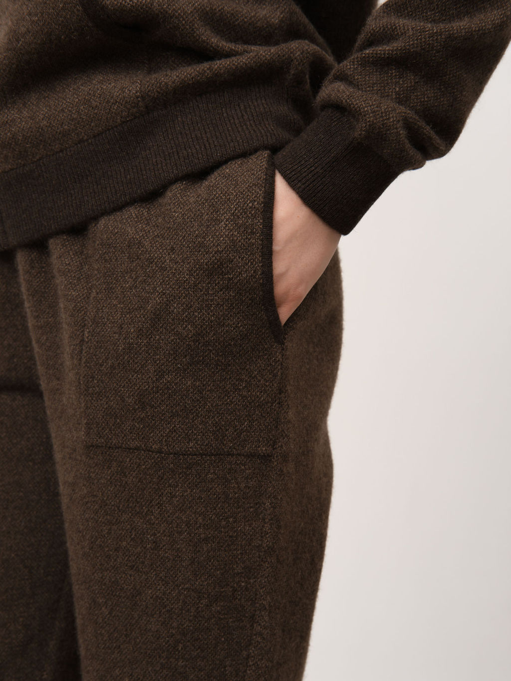 Брюки из пуха яка женские 10025a