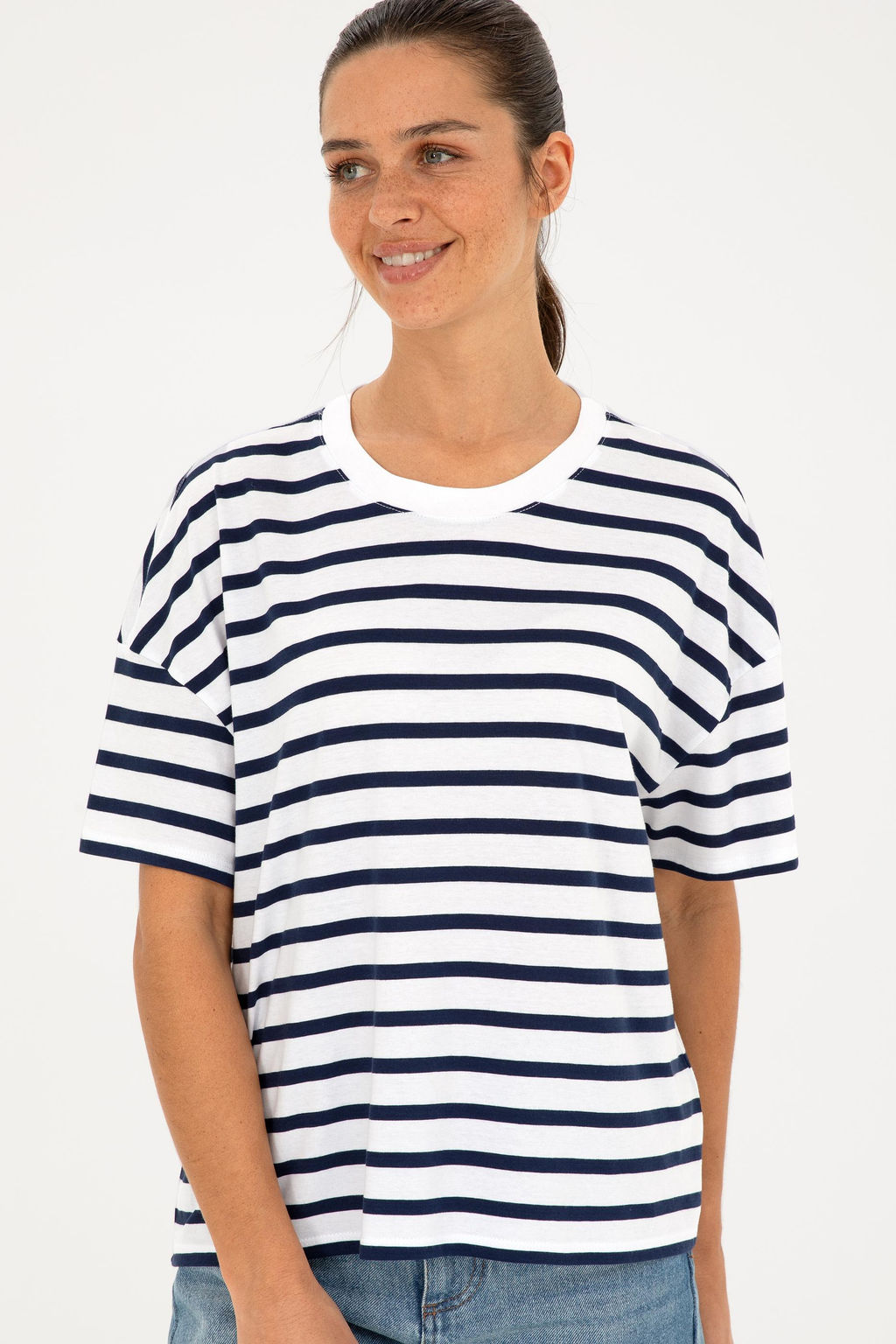 Футболка U. S. Polo Assn женская с круглым вырезом белая - U.s. polo assn фото 10