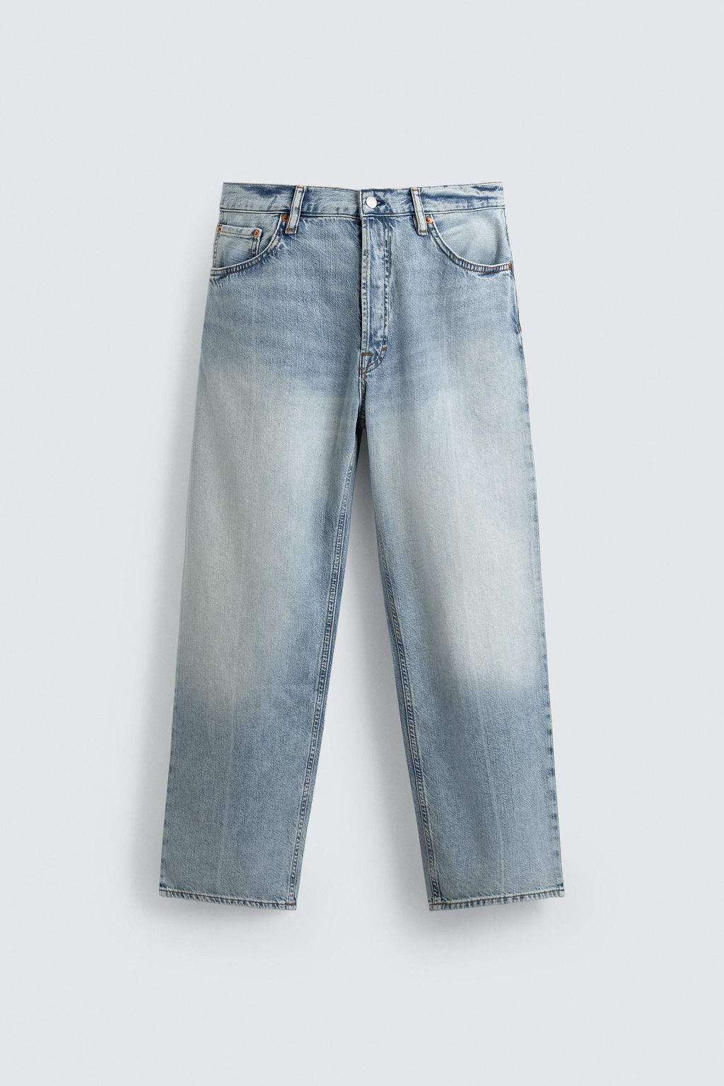JEANS LIGEROS REGULAR FIT / Azul claro