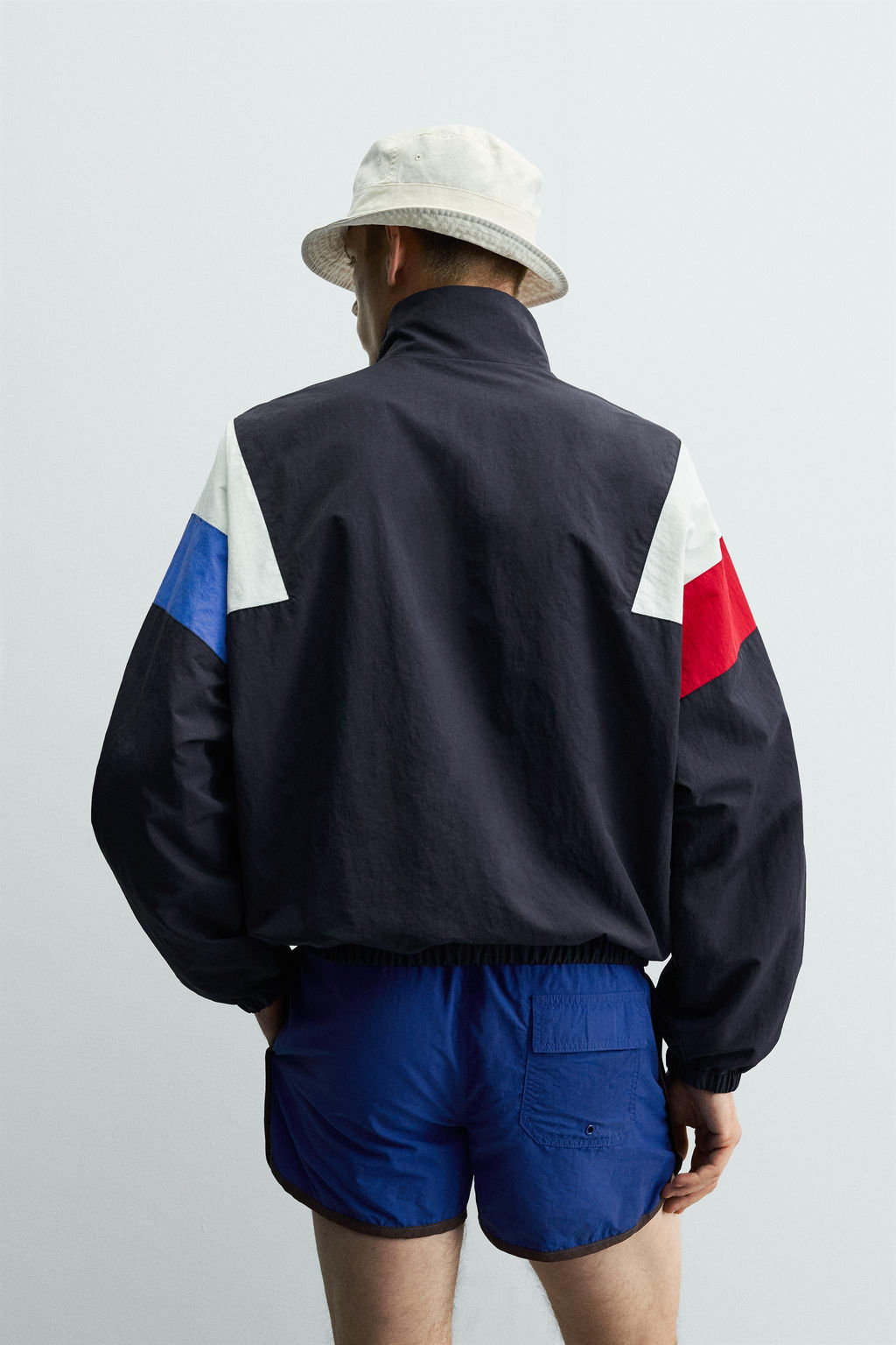 CHAQUETA T?CNICA COLOR BLOCK RETRO / Marino