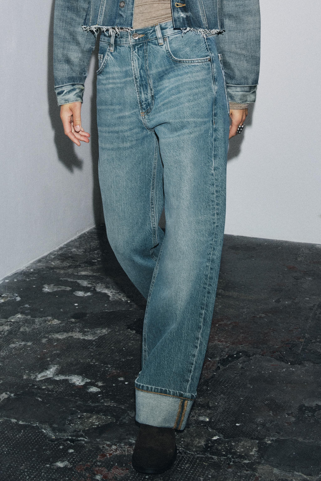 ZW COLLECTION BAGGY MID-WAIST JEANS