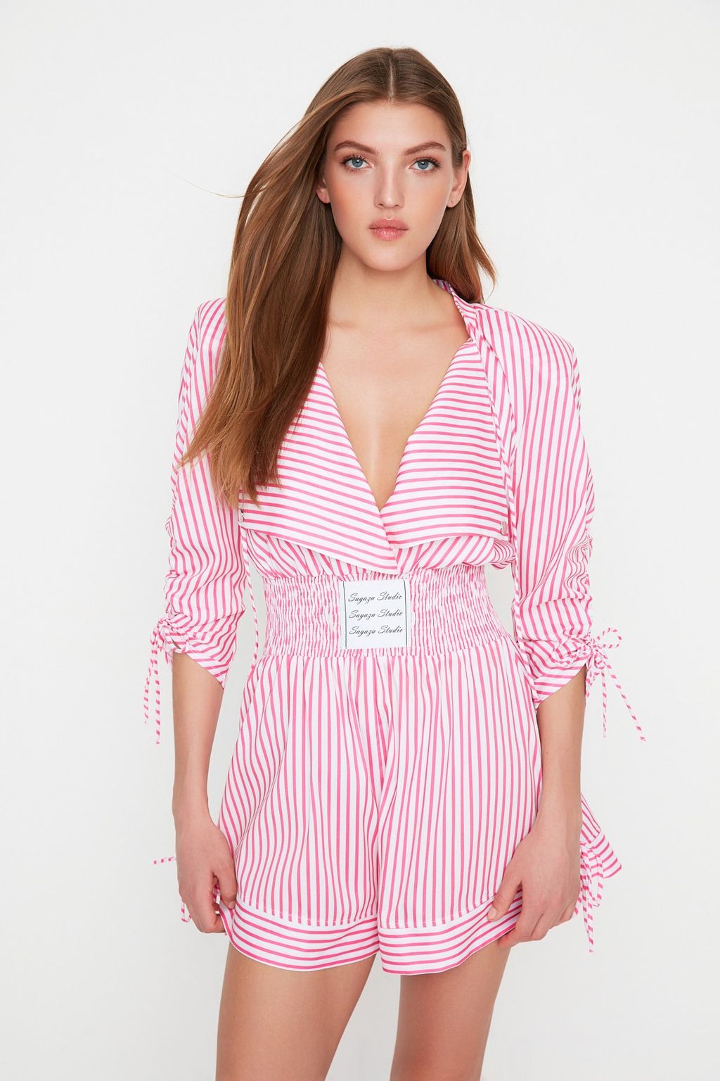Trendyolmilla X Sagaza Studio Pembe-Beyaz Cizgili Poplin Tulum TPRSS22TU00000