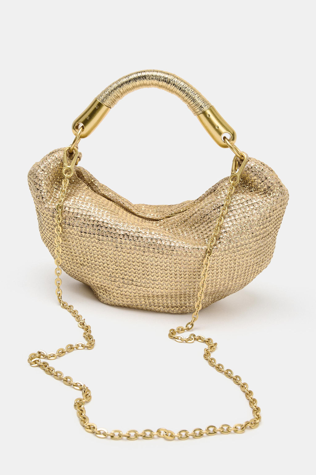 BOLSO DE MANO EFECTO METALIZADO / Dorado - Zara фото 4