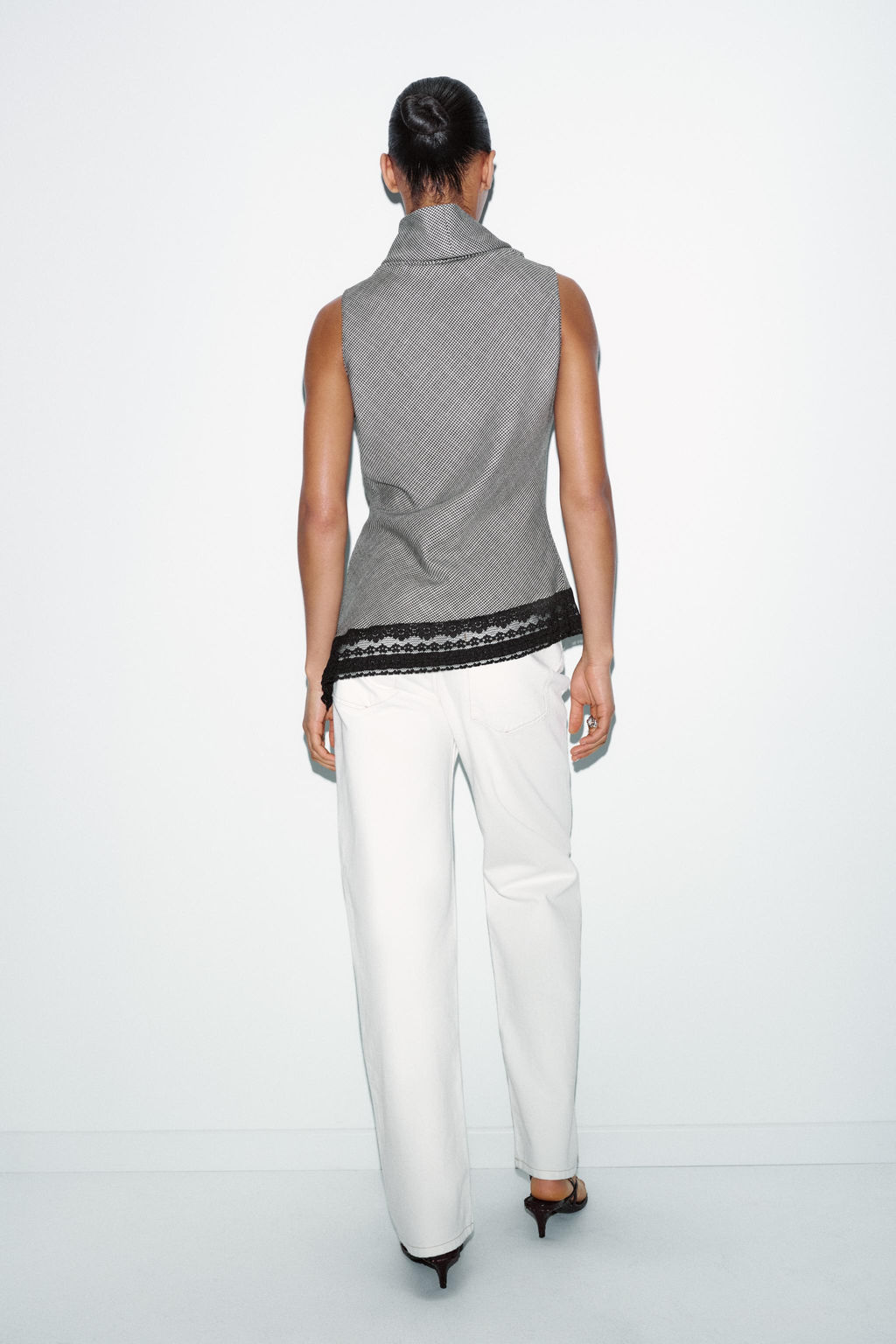 ASYMMETRIC HOUNDSTOOTH HEM LACE TOP - Zara фото 21