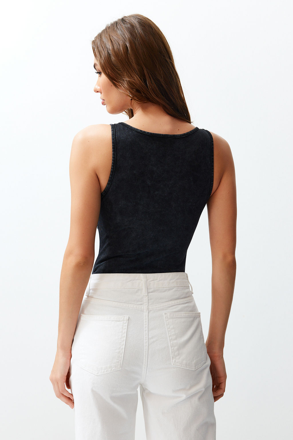 TRENDYOLMILLA Siyah Eskitme/Soluk Efektli Pamuklu Esnek Havuz Yaka Esnek C?tc?tl? Orme Body TWOSS24BD00002  фото 6
