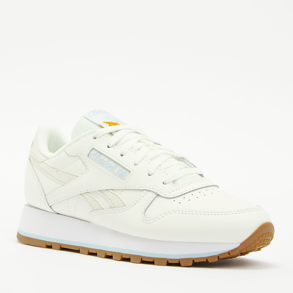 Женские кроссовки REEBOK CLASSIC LEATHER Артикул 4123660, молочно-белый
