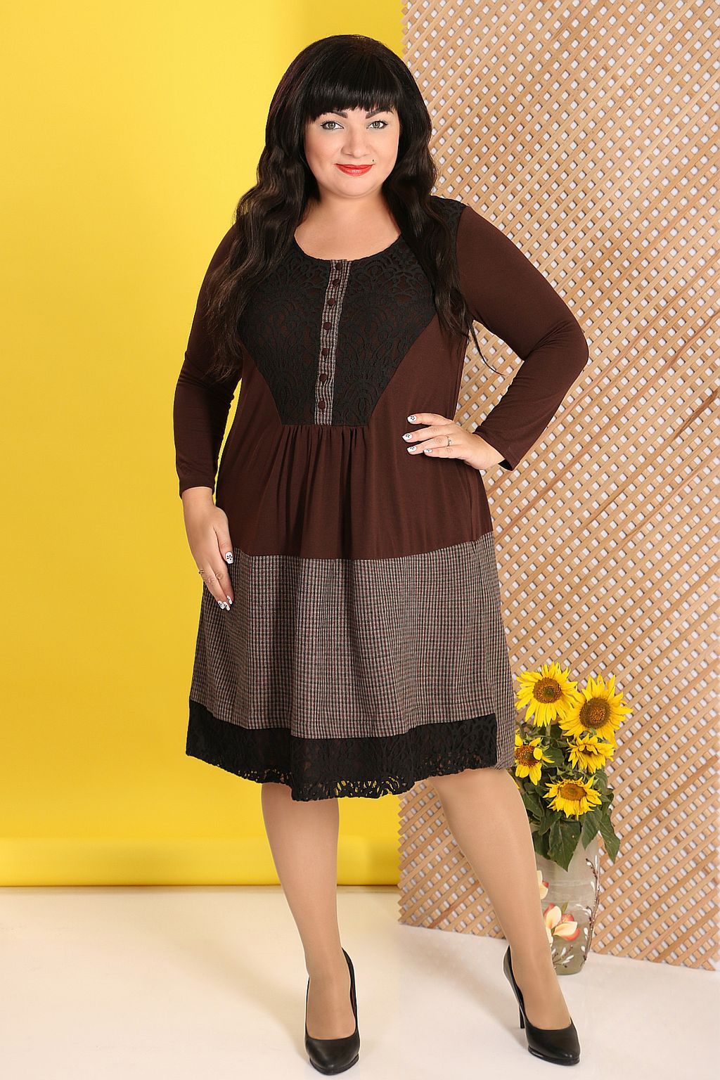 Платье больших размеров коричневое - Almond фото 3