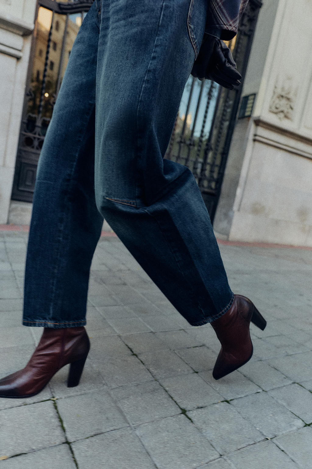 LEATHER -STYLE HEEL ANKLE BOOTS - Zara фото 8