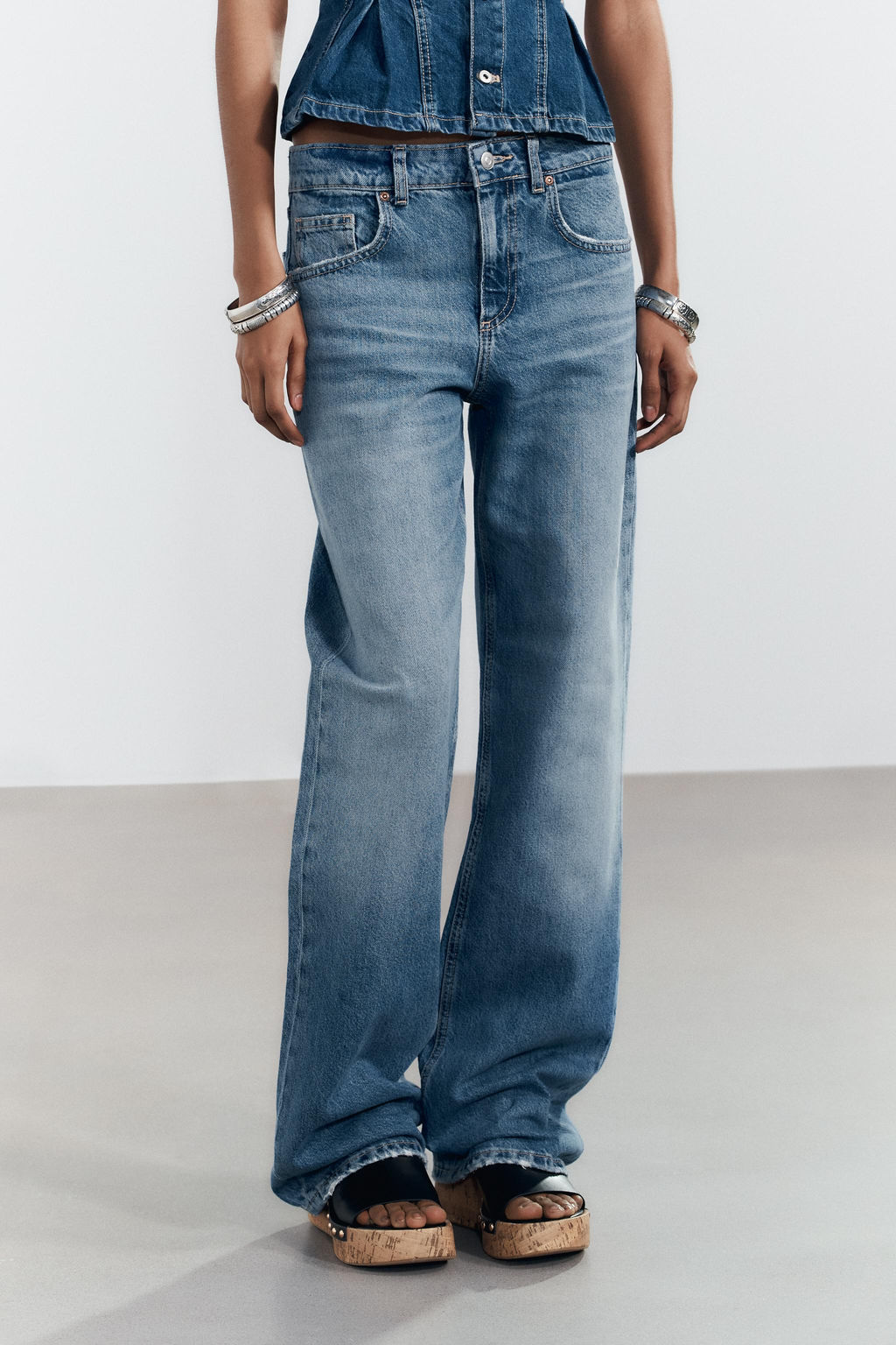 TRF MID-WAIST WIDE-LEG JEANS