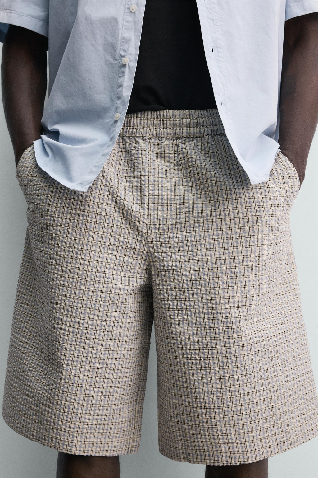 BERMUDA CARGO RELAXED FIT TEXTURA / Negro - Zara фото 5